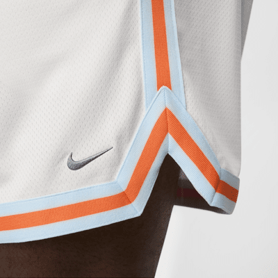 Shorts de básquetbol Dri-FIT de 15 cm para hombre Nike DNA