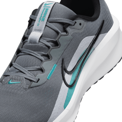 Tenis de correr en pavimento para hombre Nike Downshifter 13