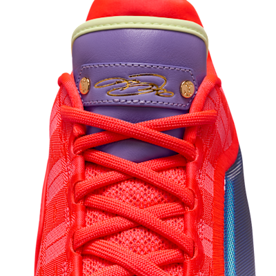 Scarpa da basket LeBron XXIII "Stocking Stuffer"