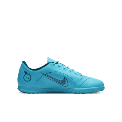 Nike Jr. Mercurial Vapor 14 Club IC Little/Big Kids' Indoor/Court Soccer Shoes