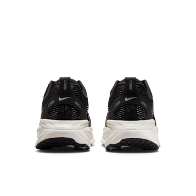 Nike Vomero 18 Women's Road Running Shoes (Extra Wide)