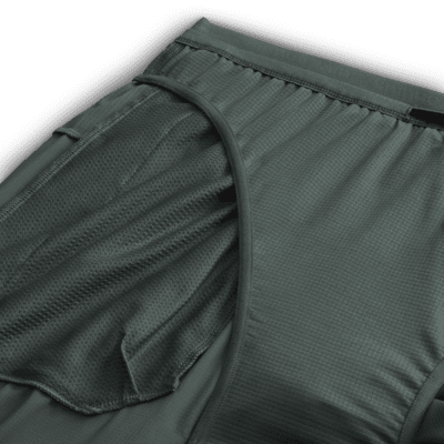 Nike Stride Dri-FIT hardloopshorts met binnenbroek voor heren (18 cm)