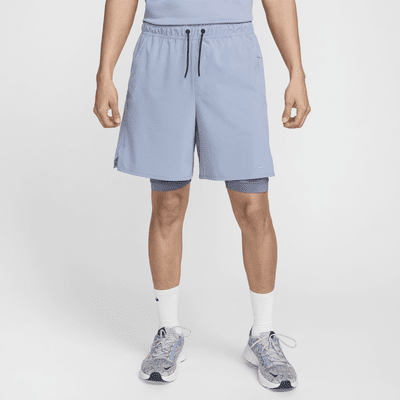 Shorts versátiles Dri-FIT de 18 cm 2 en 1 para hombre Nike Unlimited