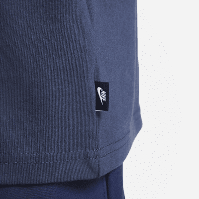 Nike Sportswear Premium Essentials Men's Long-Sleeve T-Shirt