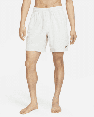 Nike Men's 7" Versatile Shorts. Nike JP