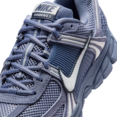 Nike Zoom Vomero 5 Women's Shoe