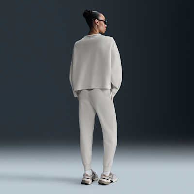 Playera Dri-FIT oversized de cuello redondo para mujer Nike 24.7 ImpossiblySoft