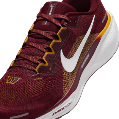 Tenis de correr en pavimento para hombre Nike Pegasus 41 NFL Washington Commanders