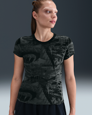 Женская футболка Nike Sportswear Slim