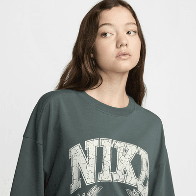 Nike Sportswear Essential Women's Oversized T-Shirt