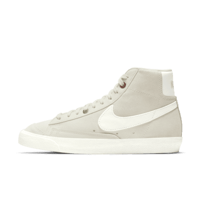 nike blazer prateado