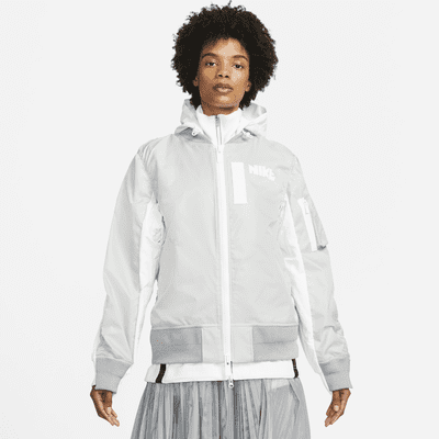 ナイキ x sacai ウィメンズジャケット