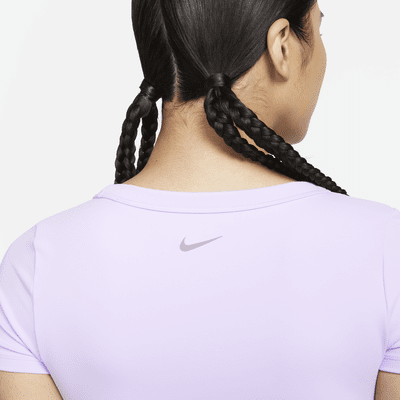 Nike One Fitted 女款 Dri-FIT 短袖短版上衣