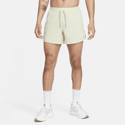 Shorts de correr Dri-FIT de 13 cm con forro de ropa interior para hombre Nike Stride