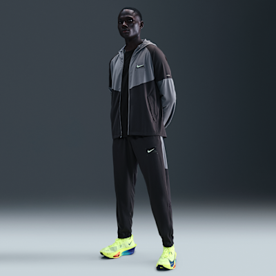 Nike Challenger