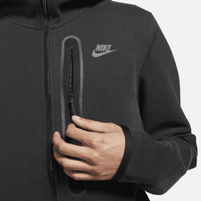 nike tech sweatshirt black