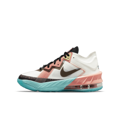 ふるさと割 ロー 18 レブロン ナイキ スペースプレイヤーズ スニーカー Williamsav Com