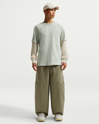 Nike Sportswear Premium Essentials