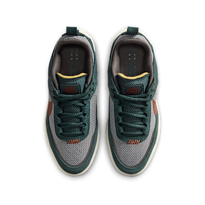 Nike SB Day One Big Kids' Skate Shoes