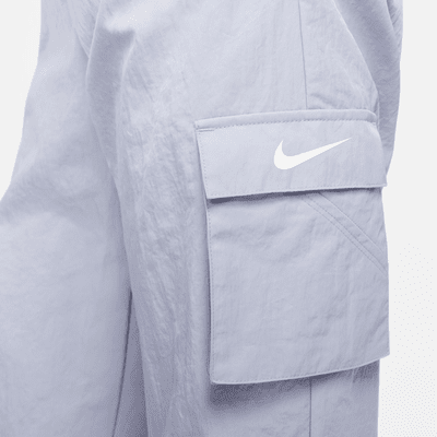 Nike Sportswear Essential Women's High-Rise Woven Cargo Trousers