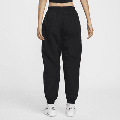 Nike Sportswear Essential Women's Mid-Rise Oversized Woven Joggers