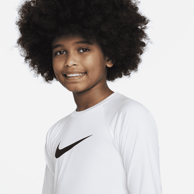 Playera hydroguard de manga corta Dri-FIT para niño talla grande Nike