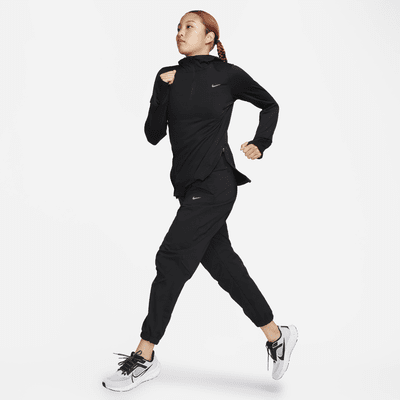 เสื้อแจ็คเก็ตวิ่งมีฮู้ดผู้หญิง Nike Dri-FIT Swift Element UV