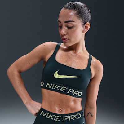 Nike Pro