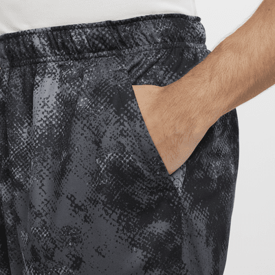 Shorts de fitness Dri-FIT de 18 cm sin forro para hombre Nike Totality Camo