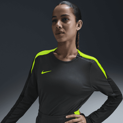 Camisola de futebol de gola redonda Dri-FIT Nike Strike para mulher