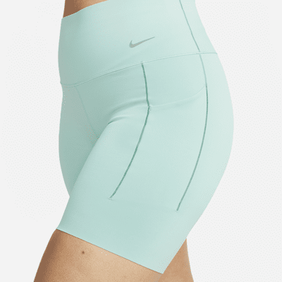 Shorts de ciclismo con bolsillos de 20 cm de tiro alto y media sujeción para mujer Nike Universa