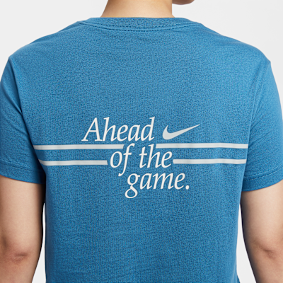 Nike Sportswear Club Women's Loose Cropped T-Shirt