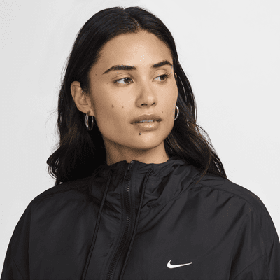 Nike Sportswear Classic Wovens Women's Loose UV Hooded Jacket. Nike.com