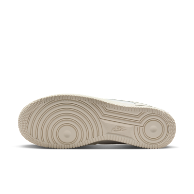Scarpa Nike Air Force 1 '07 LV8 – Uomo