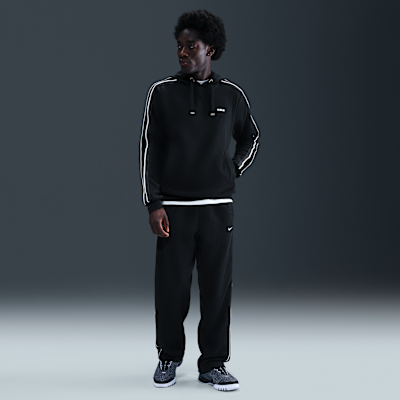 LeBron Standard Issue Men's Therma-FIT Pullover Basketball Hoodie