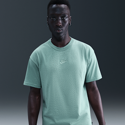 Nike Sportswear Premium Essentials