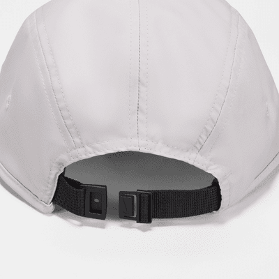 Nike Dri-FIT Fly Unstructured Swoosh Cap