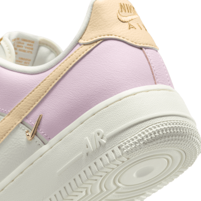 Nike Air Force 1 '07 LX Schuhe für Damen