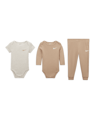 Детские  Nike Essentials Baby (0-9M) 3-Piece Bodysuit Set