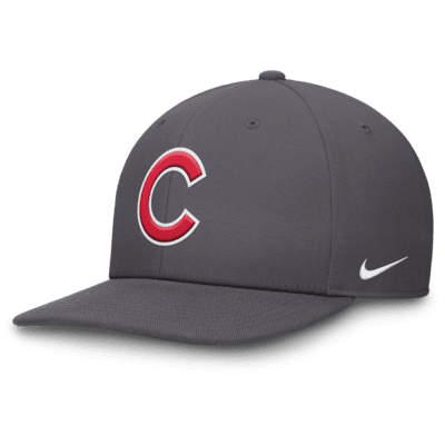 Gorra Nike Dri-FIT de la MLB ajustable para hombre Chicago Cubs Pro