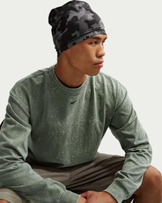 Nike Sportswear Premium Essentials