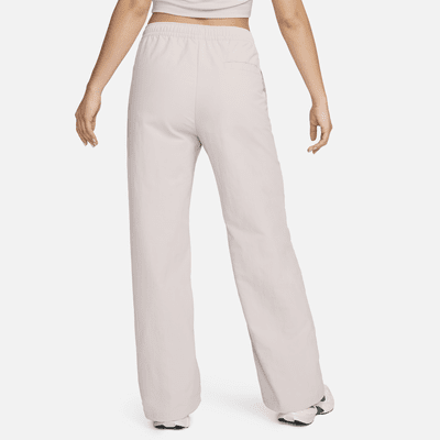 Pants de tiro medio con dobladillo abierto para mujer Nike Sportswear Everything Wovens