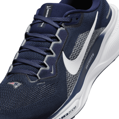 Tenis de correr en pavimento para hombre Nike Pegasus 41 NFL New England Patriots