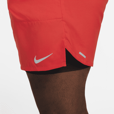 Shorts de running 2 en 1 Dri-FIT de 18 cm para hombre Nike Stride