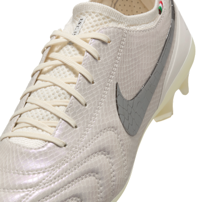 Nike Tiempo Legend 10 Elite LUXE FG Low-Top Football Boot