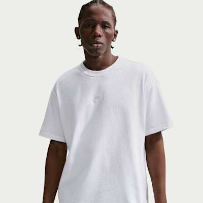 Nike Sportswear Premium Essentials
