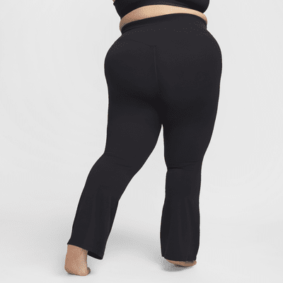 Leggings acampanados de tiro alto para mujer talla grande Nike Zenvy