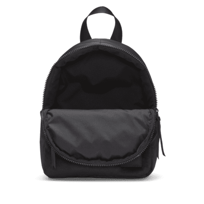 Nike Sportswear Essentials Winterized Mini Backpack