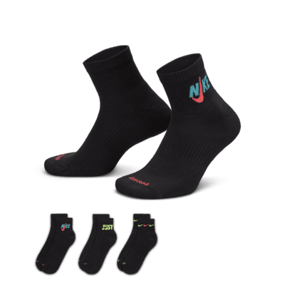 Nike Everyday Plus Cushioned Trainings-Knöchelsocken (3 Paar)