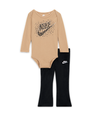 Детские  Nike Wild Warmth Baby (6-12M) 2-Piece Velour Set